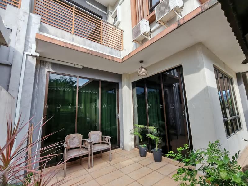 Semi-Detached House for Sale in Perdana College Heights (Mantin) - Adzura Zamedin - Exterior - PropertyGuru.com.my