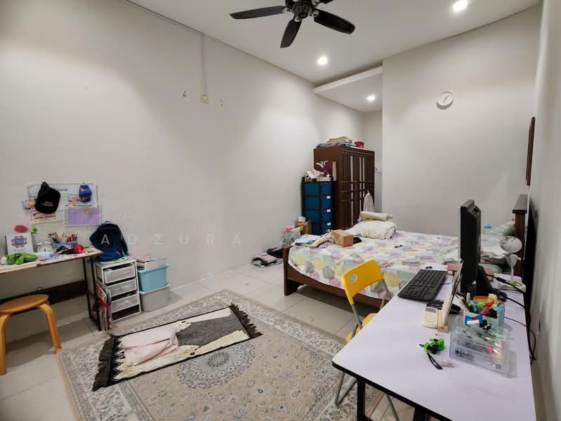 Semi-Detached House for Sale in Perdana College Heights (Mantin) - Adzura Zamedin - Bedroom - PropertyGuru.com.my