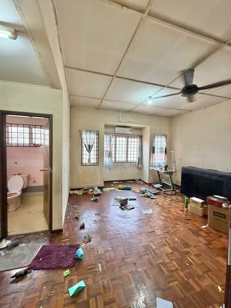 Rumah Teres 2 Tingkat untuk Dijual di Bandar Indahpura (Kulai) - Melinda Ee - Bathroom - PropertyGuru.com.my