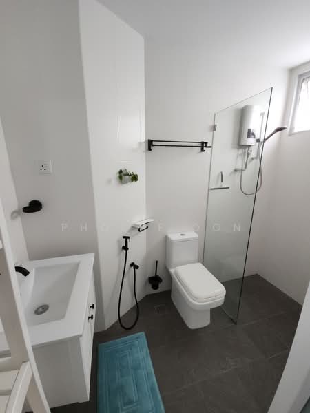 Semi-Detached House for Sale in Gelugor (Penang) - Phoebe Oon - Bathroom - PropertyGuru.com.my