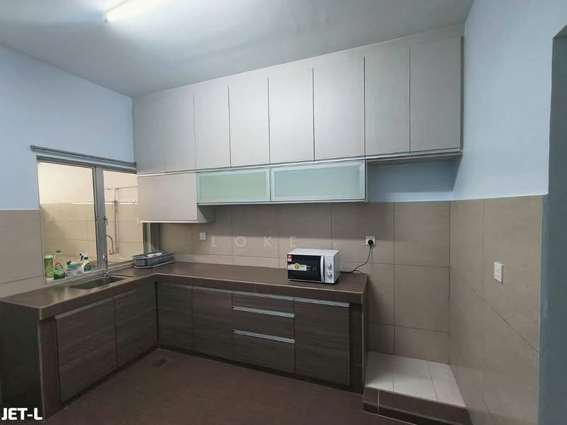 2-storey Terraced House for Rent in Setia Indah (Setia Alam) - Loke . - Kitchen - PropertyGuru.com.my