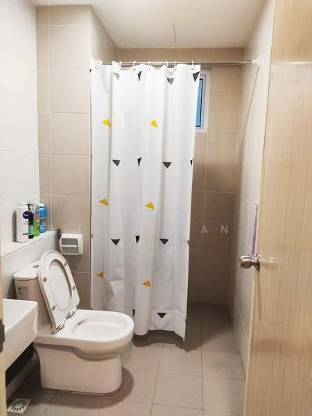 Condominium for Rent at Havana Beach Residences - Jerry Tan - Bathroom - PropertyGuru.com.my