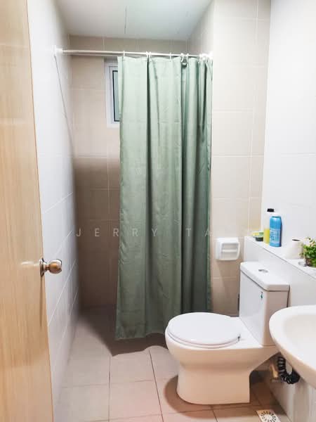 Condominium for Rent at Havana Beach Residences - Jerry Tan - Bathroom - PropertyGuru.com.my