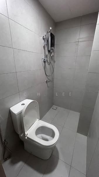 Servis Apartment untuk Disewa di Sinaran @ Utropolis - C.H. Lee - Bathroom - PropertyGuru.com.my