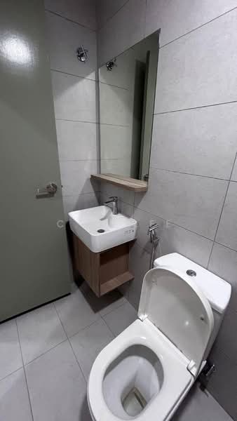 Servis Apartment untuk Disewa di Sinaran @ Utropolis - C.H. Lee - Bathroom - PropertyGuru.com.my