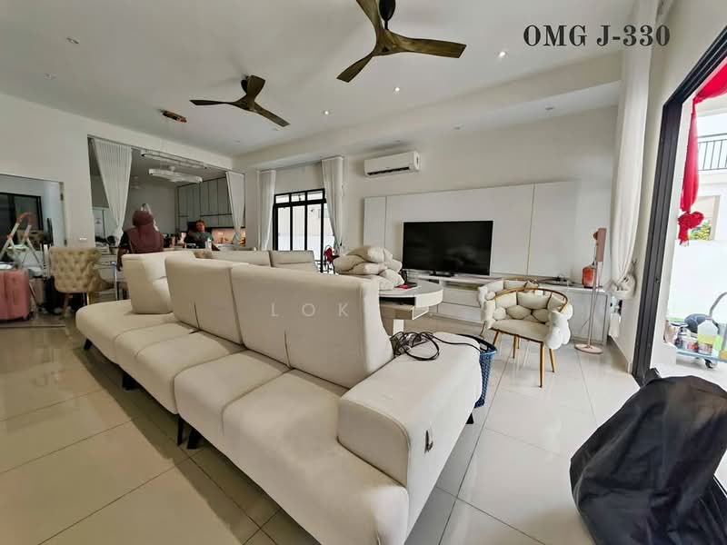 Semi-Detached House for Sale in Setia Utama (Setia Alam) - Loke . - Living Room - PropertyGuru.com.my