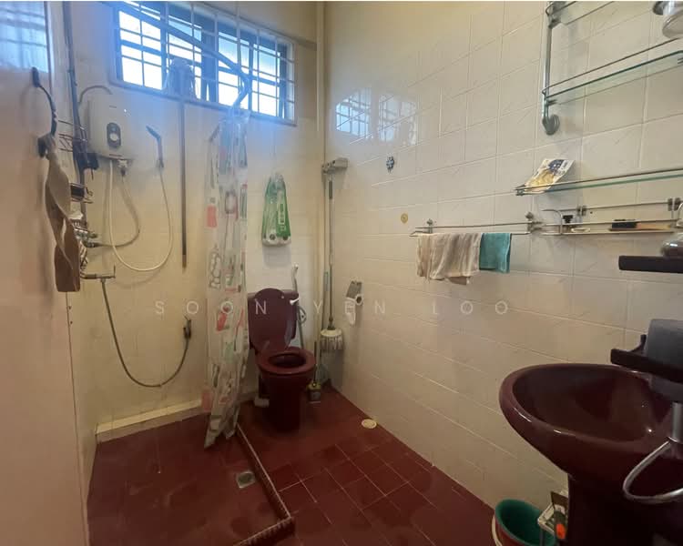 Rumah Teres 2 Tingkat untuk Dijual di Bukit Sekilau (Kuantan) - Kenny Loo - Bathroom - PropertyGuru.com.my
