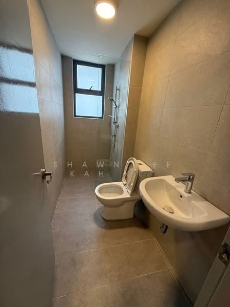 Servis Apartment untuk Disewa di 8th & Stellar - Shawn Lee Kah Kit - Bathroom - PropertyGuru.com.my