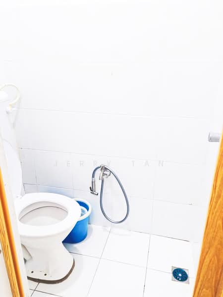 Pangsapuri untuk Disewa di The Rise Collection 1 - Jerry Tan - Bathroom - PropertyGuru.com.my