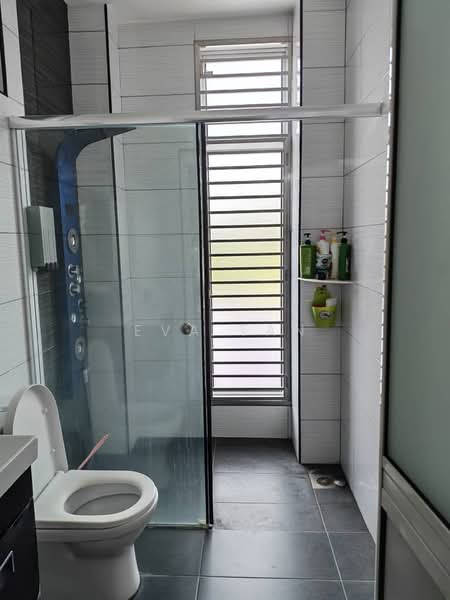 Cluster House for Sale in Taman Pulai Hijauan (Skudai) - Eva Tan - Bathroom - PropertyGuru.com.my