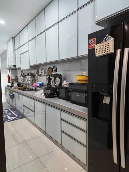 Cluster House for Sale in Taman Pulai Hijauan (Skudai) - Eva Tan - Kitchen - PropertyGuru.com.my