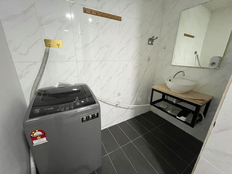 Service Residence for Rent at Marriot International Hotel @ Empire City - Alan Tai - Bathroom - PropertyGuru.com.my