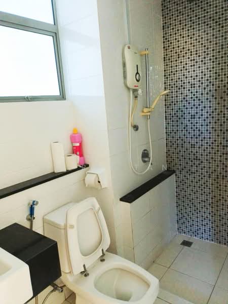Condominium for Rent at All Seasons Park - Jerry Tan - Bathroom - PropertyGuru.com.my