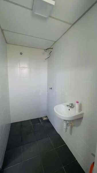 Kondominium untuk Disewa di Residensi Anggerik Wira - Irsyam Sjatria - PropertyGuru.com.my