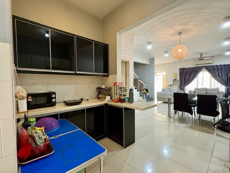 2-storey Terraced House for Sale in Sutera Damansara (Damansara Damai) - Jennifer Yap - Kitchen - PropertyGuru.com.my