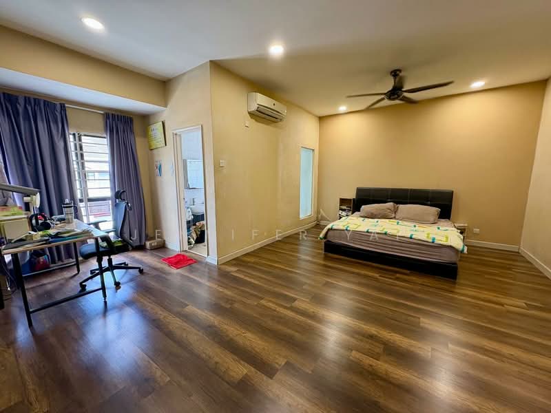 2-storey Terraced House for Sale in Sutera Damansara (Damansara Damai) - Jennifer Yap - Bedroom - PropertyGuru.com.my