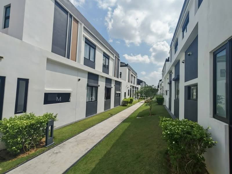 2-storey Terraced House for Sale in Eco Ardence (Setia Alam) - Mason Chiah - Exterior - PropertyGuru.com.my