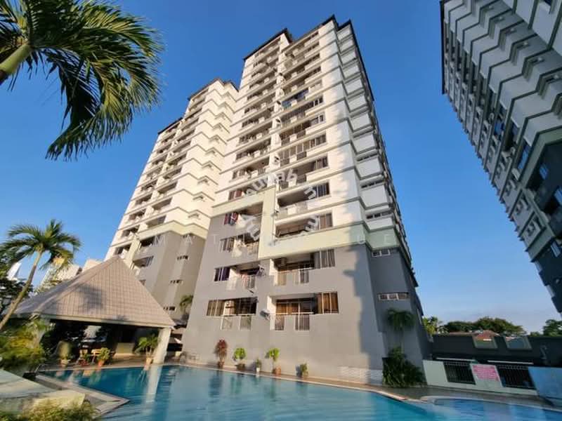 Kondominium untuk Disewa di University Tower - Mathis Hue - Exterior - PropertyGuru.com.my