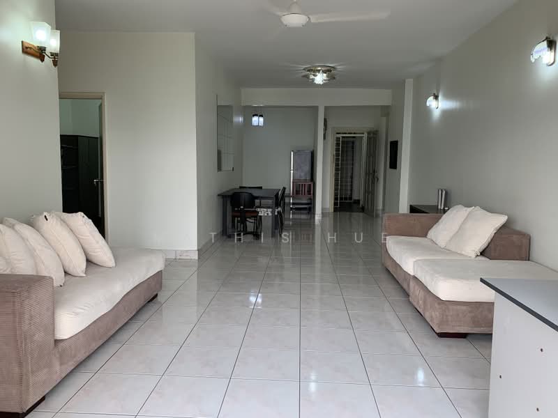 Kondominium untuk Disewa di University Tower - Mathis Hue - Living Room - PropertyGuru.com.my