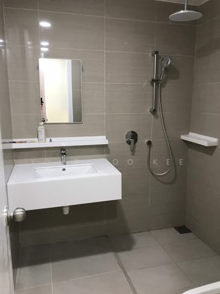 Servis Apartment untuk Disewa di GEM Residences - Yong Soo Kee - Bathroom - PropertyGuru.com.my