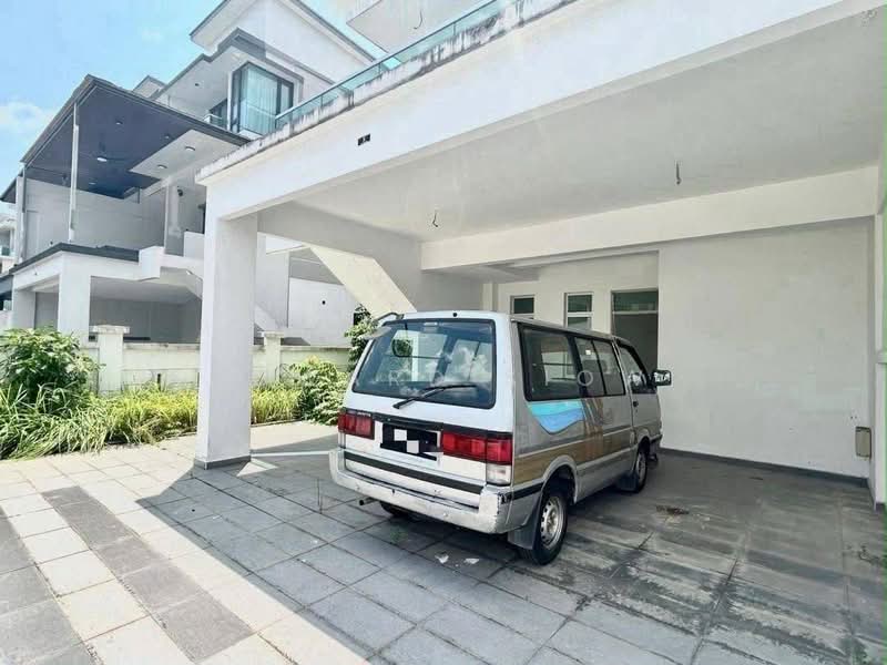 Cluster House for Sale in Johor Bahru (Johor) - Edward Siow - Exterior - PropertyGuru.com.my
