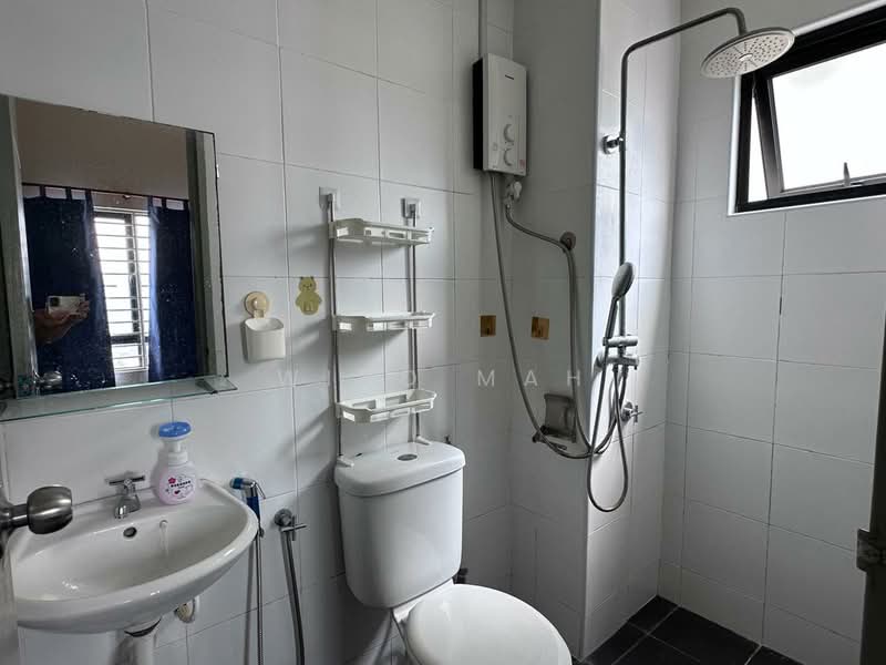 Servis Apartment untuk Disewa di VIM 3 @ Desa Park North - Wind Mah - Bathroom - PropertyGuru.com.my