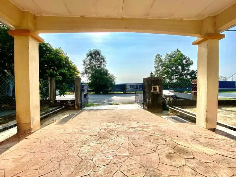 2-storey Terraced House for Sale in Bandar Tasik Puteri (Rawang) - Azli Ibrahim - Exterior - PropertyGuru.com.my