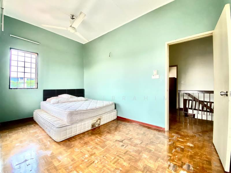 2-storey Terraced House for Sale in Bandar Tasik Puteri (Rawang) - Azli Ibrahim - Bedroom - PropertyGuru.com.my