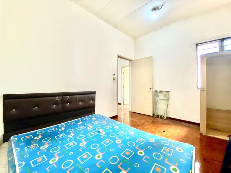 2-storey Terraced House for Sale in Bandar Tasik Puteri (Rawang) - Azli Ibrahim - Bedroom - PropertyGuru.com.my