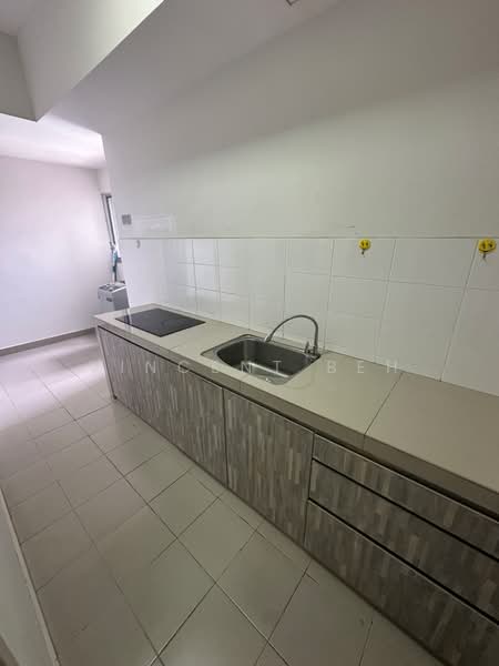 Kondominium untuk Disewa di Residence 8 - Vincent Beh - PropertyGuru.com.my