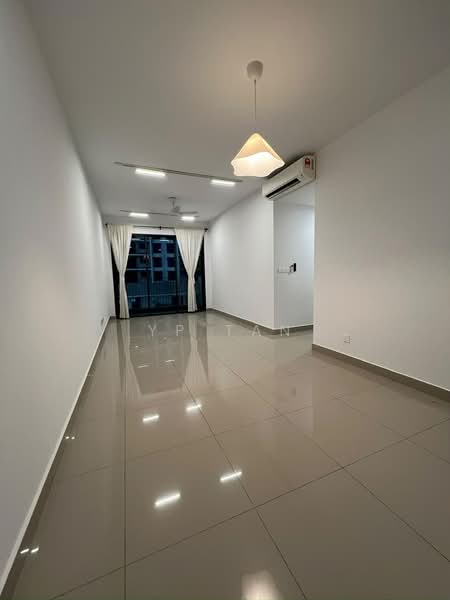 Kondominium untuk Disewa di Kuchai Sentral - YP Tan - Living Room - PropertyGuru.com.my