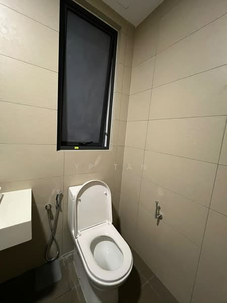 Kondominium untuk Disewa di Kuchai Sentral - YP Tan - Bathroom - PropertyGuru.com.my