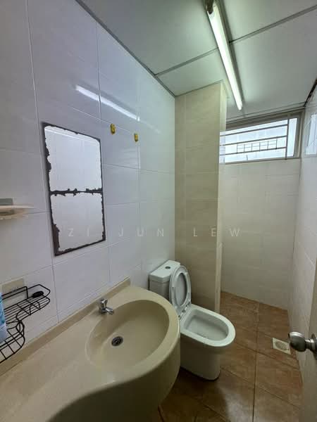 Condominium for Rent at Platinum Lake PV 15 - Zi Jun Lew - Bathroom - PropertyGuru.com.my