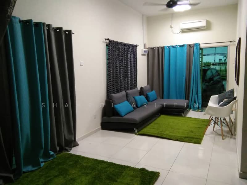 Rumah Teres 1 Tingkat untuk Dijual di Ipoh (Perak) - Shahrol Ariffin - Living Room - PropertyGuru.com.my