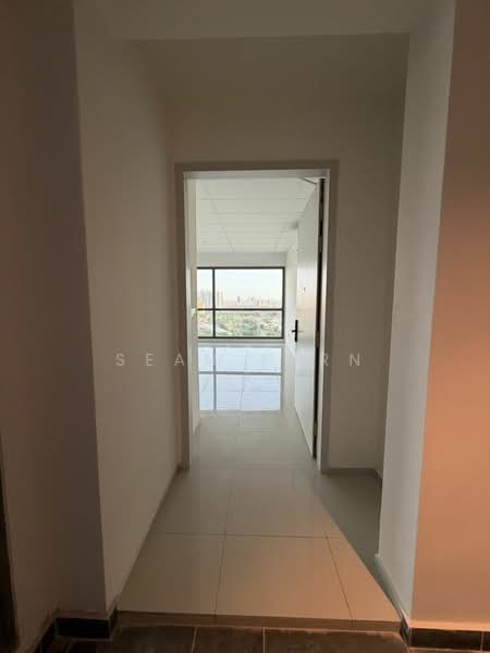Service Residence for Sale at Edelweiss @ Tropicana Gardens - Sean Pern - Corridor - PropertyGuru.com.my