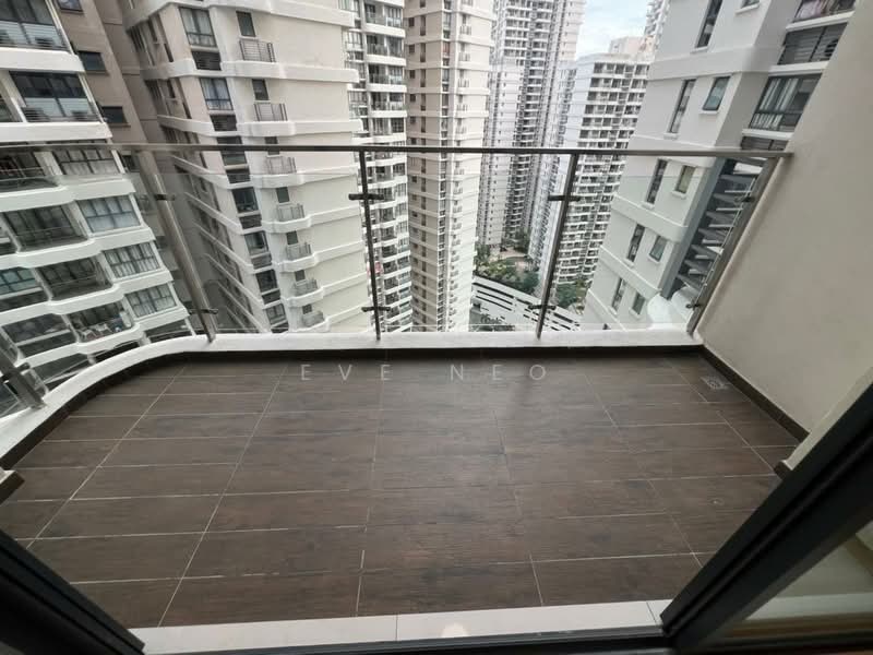 Condominium for Rent at Bay Point @ Country Garden Danga Bay - Eve Neo - Balcony - PropertyGuru.com.my