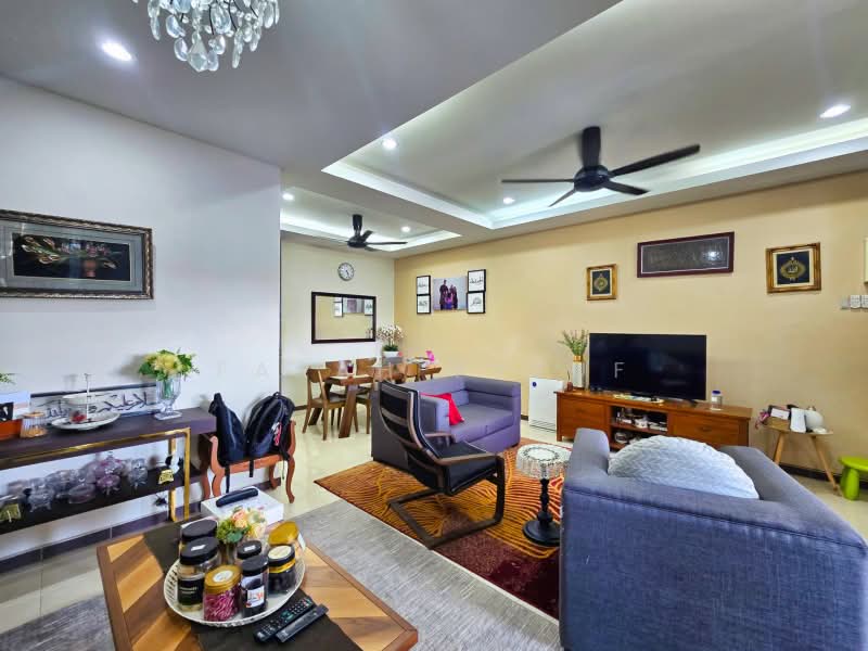 Rumah Teres 2 Tingkat untuk Dijual di Dengkil (Selangor) - FARAH YUSUF - Living Room - PropertyGuru.com.my