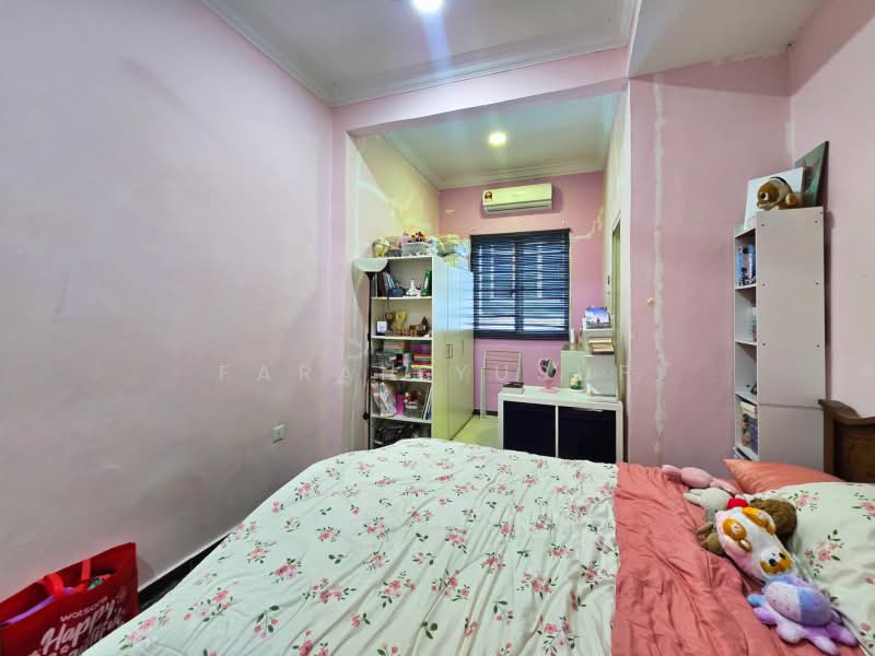 Rumah Teres 2 Tingkat untuk Dijual di Dengkil (Selangor) - FARAH YUSUF - Bedroom - PropertyGuru.com.my