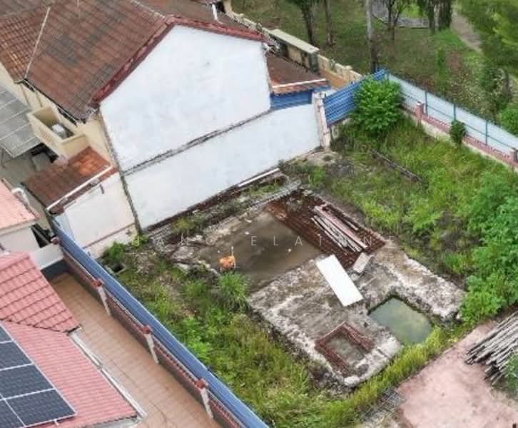 Cluster House for Sale in Austin Heights (Tebrau) - Phang Elainne - Exterior - PropertyGuru.com.my