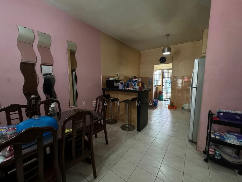 Rumah Teres untuk Dijual di Bandar Country Homes (Rawang) - Yean Ma - Kitchen - PropertyGuru.com.my