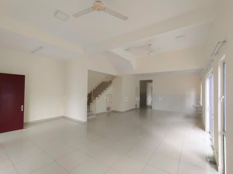 Rumah Berkembar untuk Disewa di Setia Damai (Setia Alam) - Elwin Chok - Living Room - PropertyGuru.com.my