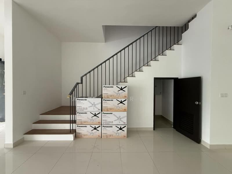 2-storey Terraced House for Sale in Kota Kemuning (Shah Alam) - Ali Idris - Interior - PropertyGuru.com.my