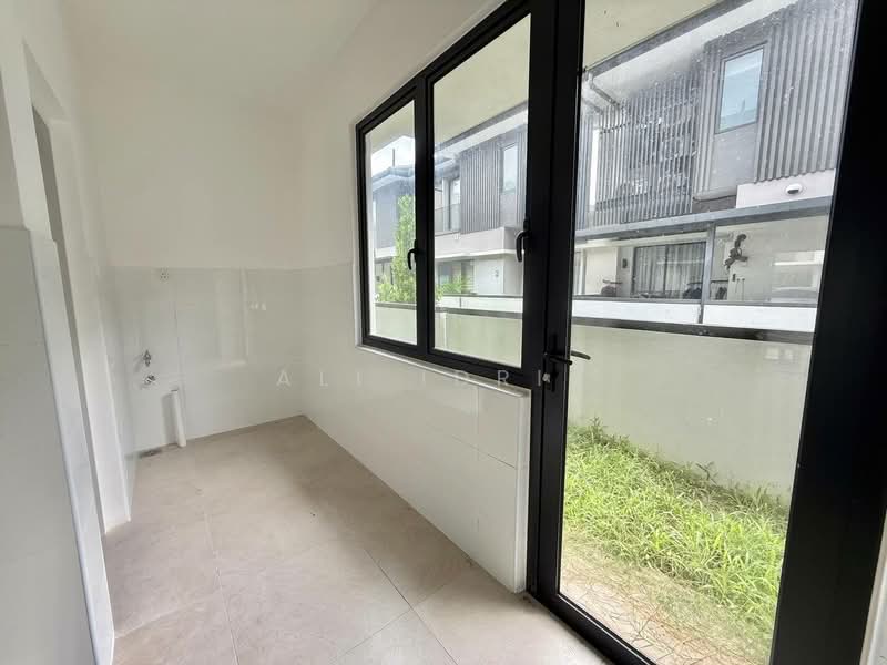 2-storey Terraced House for Sale in Kota Kemuning (Shah Alam) - Ali Idris - Interior - PropertyGuru.com.my