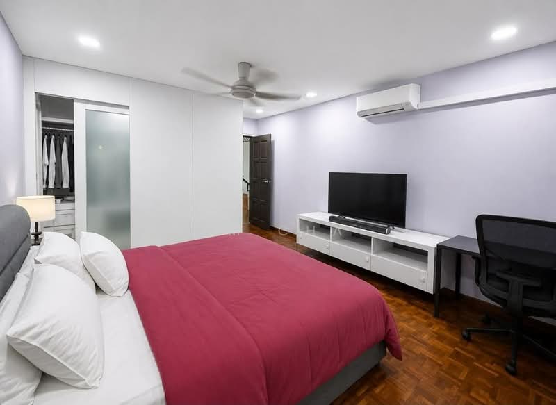 Semi-Detached House for Sale in Taman Tasek (Johor Bahru) - Sam Chai - Bedroom - PropertyGuru.com.my