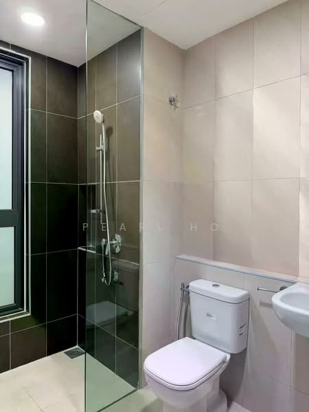 Kondominium untuk Disewa di One Cochrane Residence - Pearl Ho - Bathroom - PropertyGuru.com.my