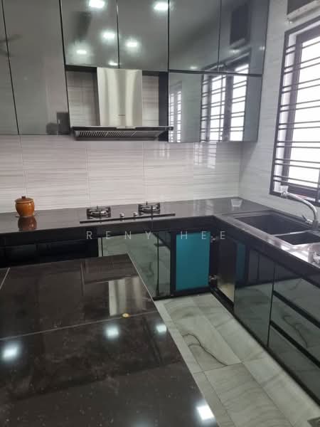 2.5-storey Terraced House for Sale in Setia Tropika (Johor Bahru) - Reny Hee - Kitchen - PropertyGuru.com.my
