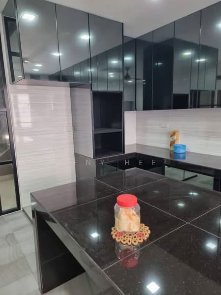 2.5-storey Terraced House for Sale in Setia Tropika (Johor Bahru) - Reny Hee - Kitchen - PropertyGuru.com.my