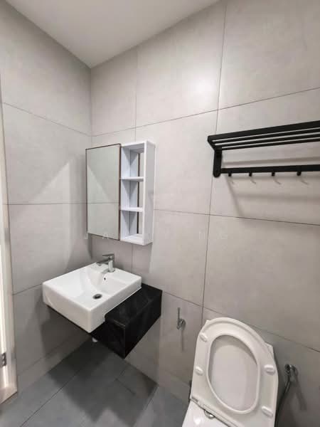 Servis Apartment untuk Disewa di Laurel Residence - Jacky Ng - Bathroom - PropertyGuru.com.my