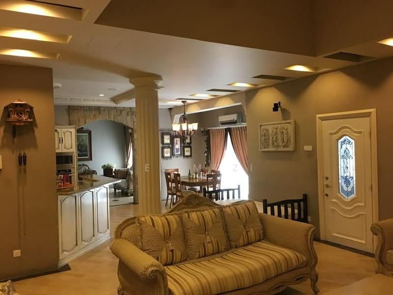 Bungalow for Sale in Tanjung Rambutan (Hulu Kinta) - Lee Muzi - Living Room - PropertyGuru.com.my