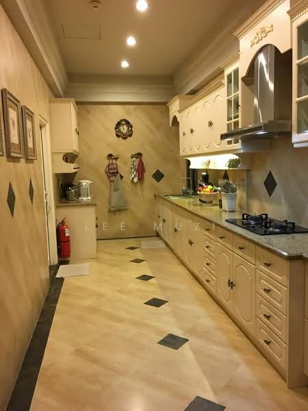Bungalow for Sale in Tanjung Rambutan (Hulu Kinta) - Lee Muzi - Kitchen - PropertyGuru.com.my